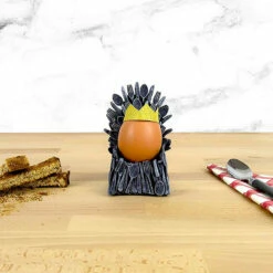 GIFT REPUBLIC Coquetier Egg Of Thrones 7 GIFT REPUBLIC Coquetier Egg Of Thrones -Cadeau boutique coquetier egg of thrones 5