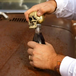 Décapsuleur Tête De Mort Iron & Glory -Cadeau boutique decapsuleur tete de mort iron glory 3