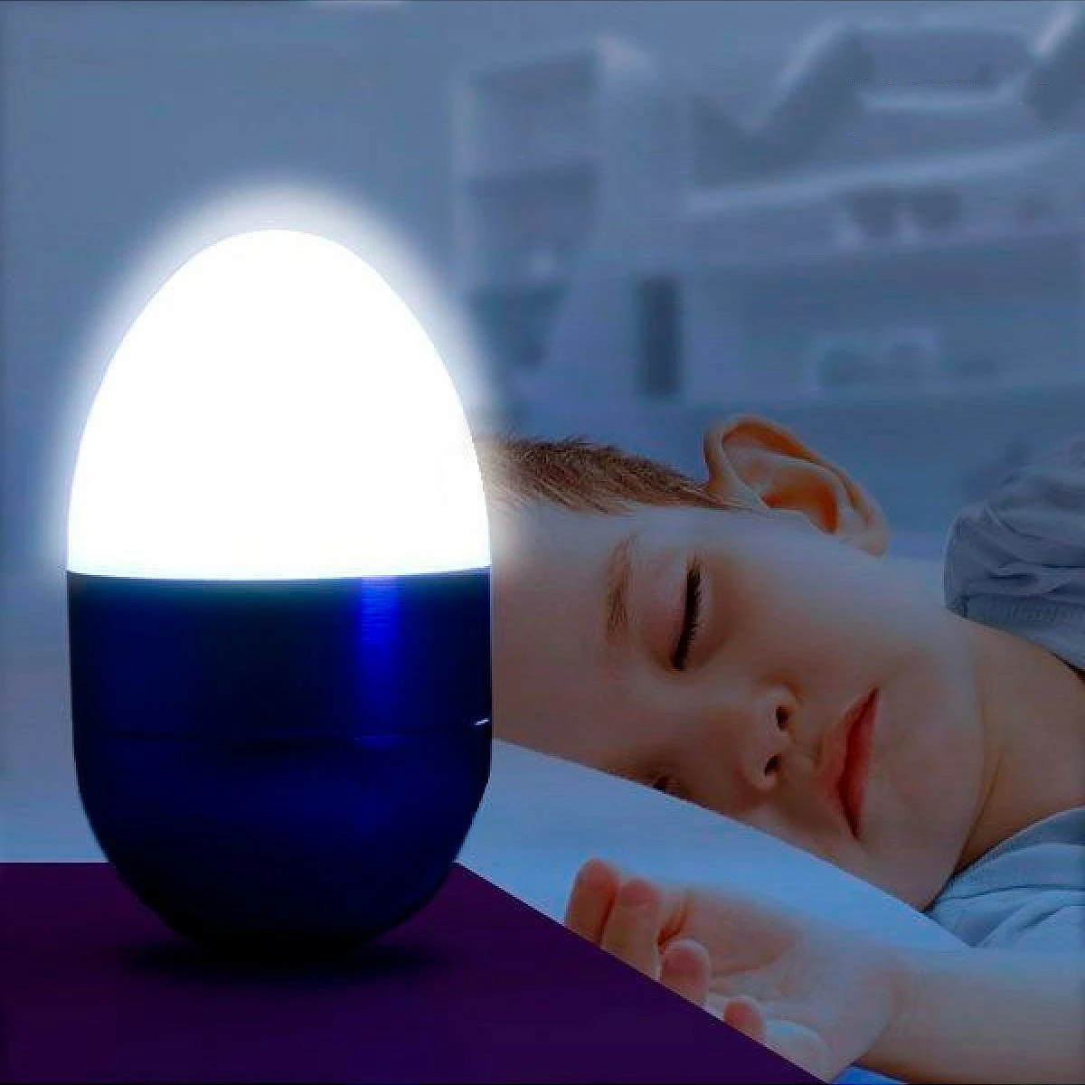 Out Of The Blue Lampe Oeuf LED à Gravité 6 Out Of The Blue Lampe Oeuf LED à Gravité – Image 4