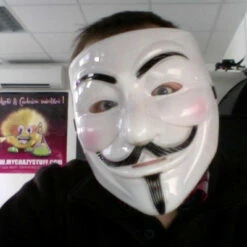 Masque V Pour Vendetta - Anonymous -Cadeau boutique masque v pour vendetta anonymous 3