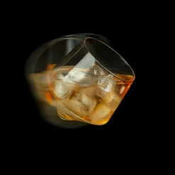 Set De 2 Verres à Whisky à Bascule. -Cadeau boutique set de 2 verres a whisky a bascule 3