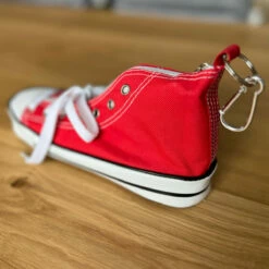 Trousse Basket Style Sneaker -Cadeau boutique trousse basket style converse 5